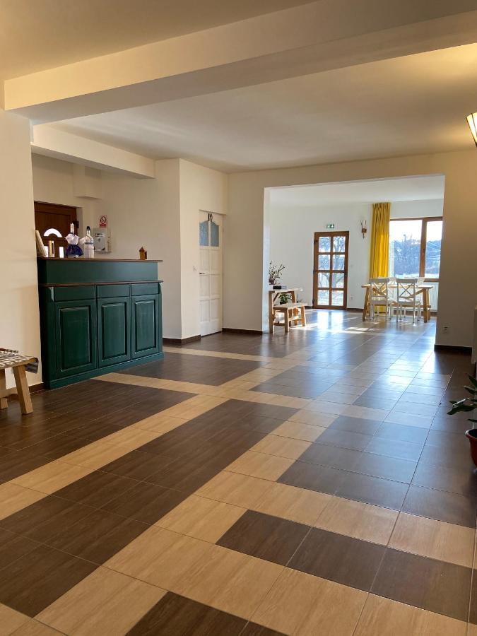 Hotel Poème à Sighetu Marmaţiei Extérieur photo